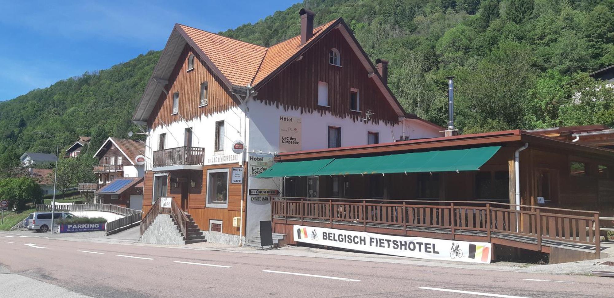 Hotel Du Lac Des Corbeaux La Bresse Exterior photo