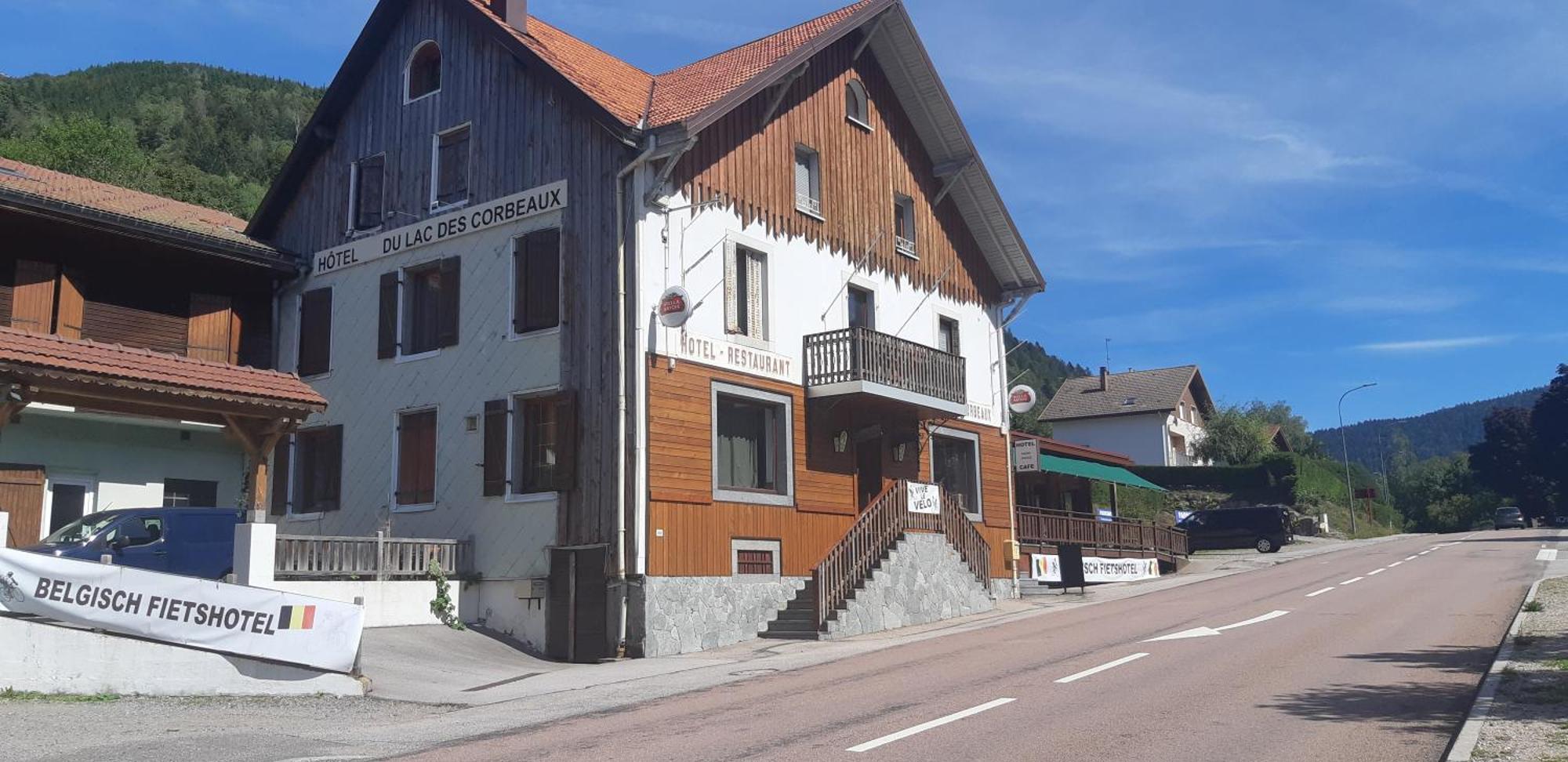 Hotel Du Lac Des Corbeaux La Bresse Exterior photo